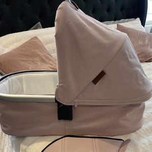 Uppababy Bassinet